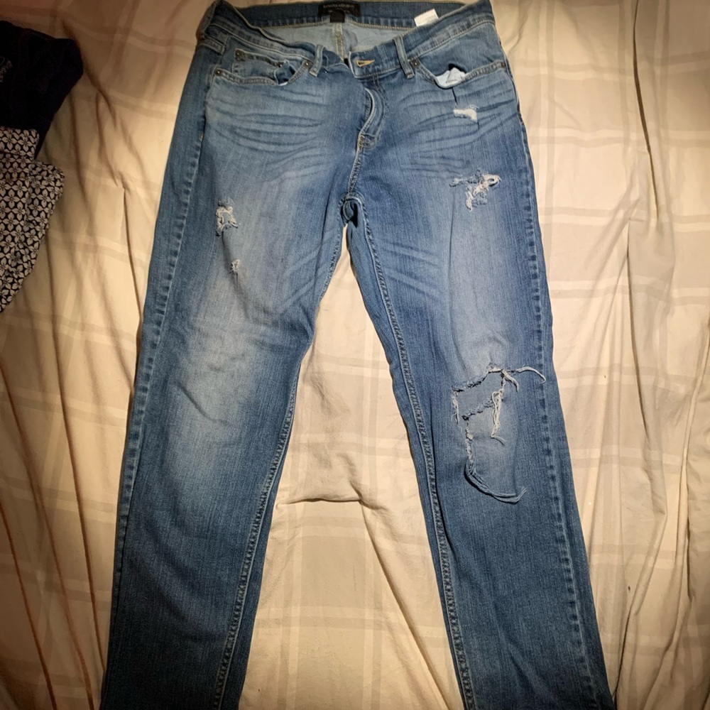 Banana Republic Ripped Boyfriend Jean